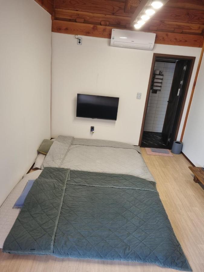 Wonhwaroo Villa คยองจู ภายนอก รูปภาพ