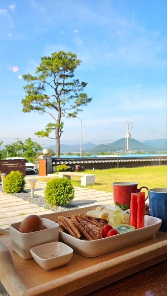 Wonhwaroo Villa คยองจู ภายนอก รูปภาพ